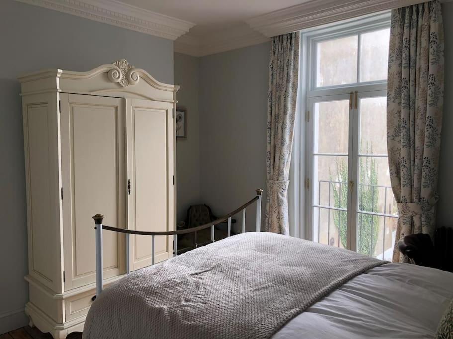 Georgian 5 Storey House, Seaviews, Cinema Room Рамсгейт Екстериор снимка