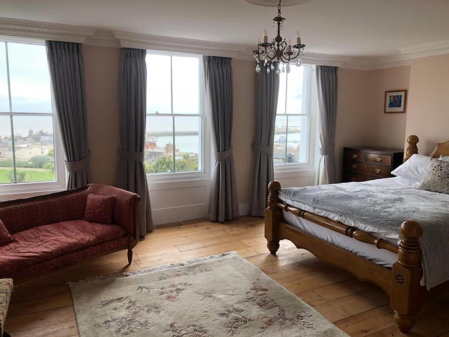 Georgian 5 Storey House, Seaviews, Cinema Room Рамсгейт Екстериор снимка
